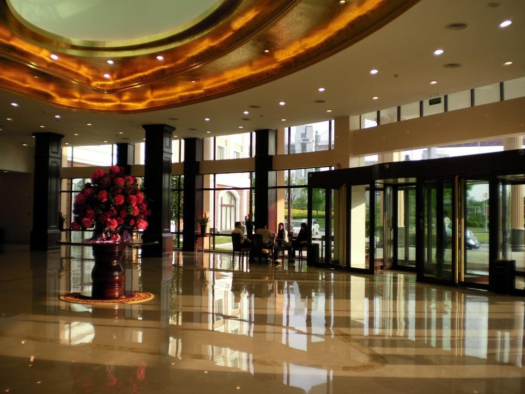 Shanghai Eiffelton Hotel ภายนอก รูปภาพ